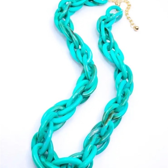 By Noir Chunky Resin Link Necklace - Picture 2 of 2